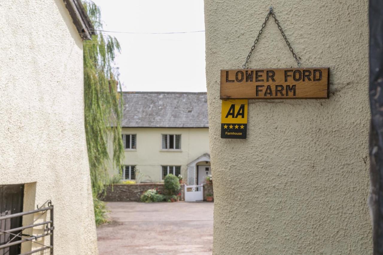 Lower Ford Farm Bed & Breakfast Cullompton Eksteriør bilde