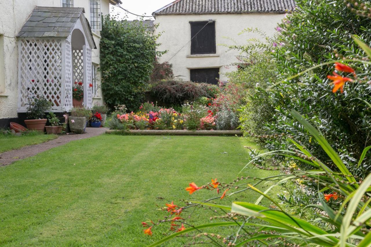 Lower Ford Farm Bed & Breakfast Cullompton Eksteriør bilde